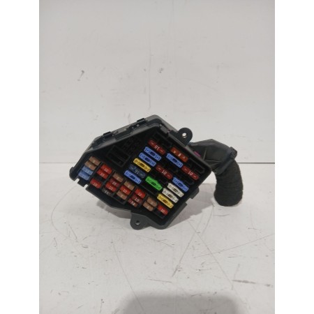 Recambio de caja reles / fusibles para skoda octavia i (1u2) 1.9 tdi referencia OEM IAM 8D1941824  