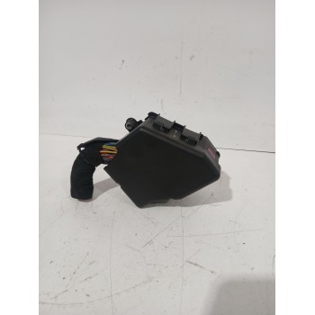 Recambio de caja reles / fusibles para skoda octavia i (1u2) 1.9 tdi referencia OEM IAM 8D1941824  