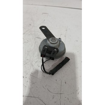 Recambio de claxon para nissan qashqai ii (j11, j11_) 1.5 dci referencia OEM IAM 25620HV00B  