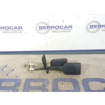 Recambio de anclaje cinturon para volkswagen passat berlina (3b3) 1.9 tdi referencia OEM IAM 3B0857739  