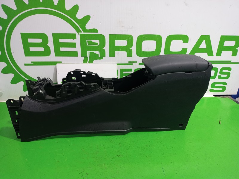 Recambio de consola central para nissan qashqai (j11) acenta referencia OEM IAM 969104ESHT  