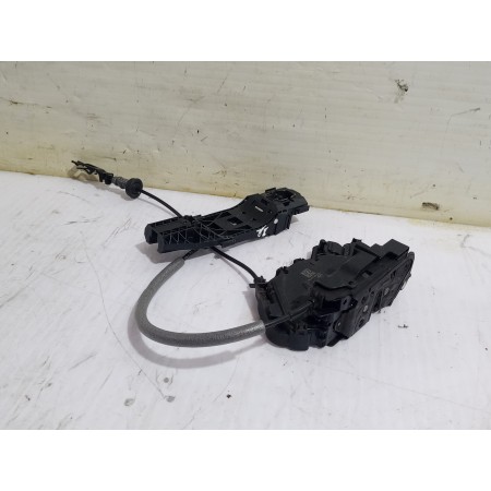 Recambio de cerradura puerta trasera izquierda para volkswagen golf vii lim. (5g1) comfortline bluemotion referencia OEM IAM 5TA