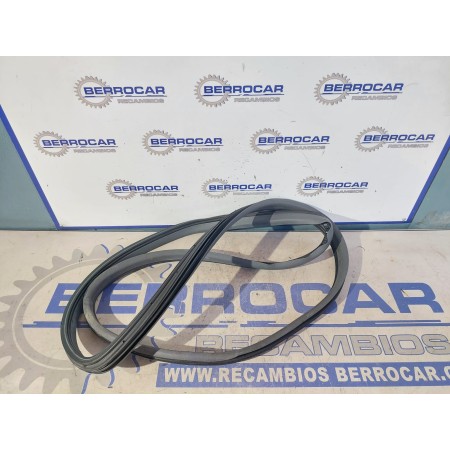 Recambio de gomas contorno puerta para mercedes-benz clase a (w168) 1.4 cat referencia OEM IAM A2136970900  