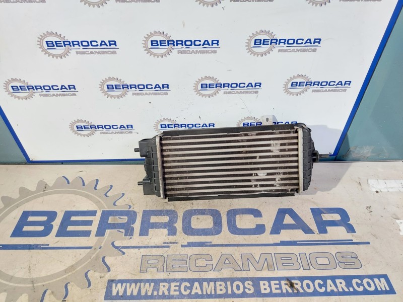 Recambio de intercooler para hyundai tucson (jm) 2.0 cat referencia OEM IAM 282702A430  