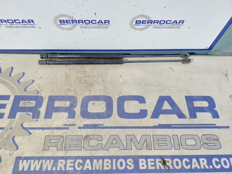 Recambio de amortiguadores maletero / porton para opel zafira b referencia OEM IAM 08550550  