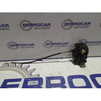 Recambio de cerradura puerta trasera derecha para opel insignia berlina 2.0 16v cdti referencia OEM IAM 3023880RH  