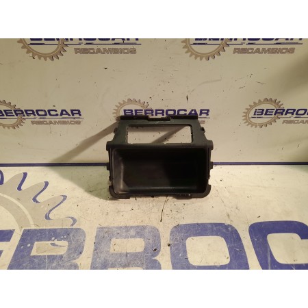 Recambio de moldura interior para land rover discovery referencia OEM IAM FHM500021  