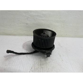 Recambio de motor calefaccion para nissan micra (k12e) acenta referencia OEM IAM F667217D  