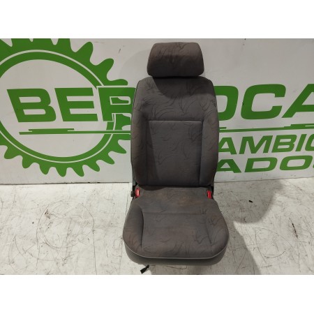 Recambio de asiento trasero medio para citroën evasion 1.9 turbodiesel referencia OEM IAM 8900P6  