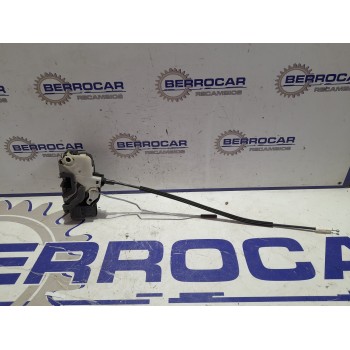 Recambio de cerradura puerta trasera derecha para opel insignia berlina 2.0 16v cdti referencia OEM IAM 3023880RH  