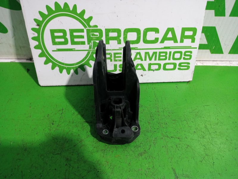Recambio de soporte para volkswagen passat berlina (3c2) 2.0 tdi referencia OEM IAM 3C1721059N  