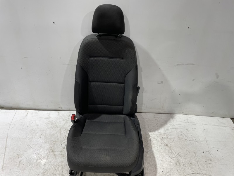 Recambio de asiento delantero izquierdo para volkswagen golf vii lim. (5g1) comfortline bluemotion referencia OEM IAM 3AA881515A