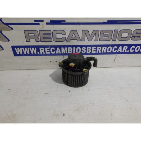Recambio de motor calefaccion para hyundai santa fe (sm) 2.0 crdi cat referencia OEM IAM 972303A0  