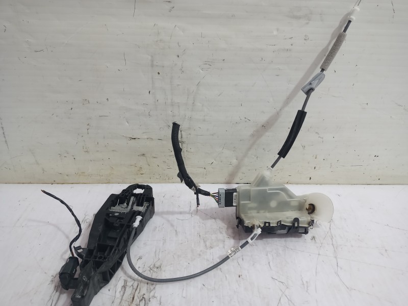 Recambio de cerradura puerta delantera izquierda para opel corsa f edition referencia OEM IAM PSA292850  