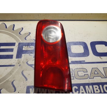 Recambio de piloto trasero derecho interior para renault laguna ii (bg0) referencia OEM IAM   