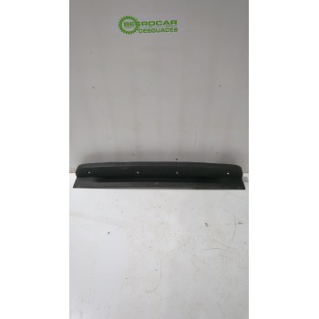 Recambio de reposapies para iveco daily furgón 2.3 diesel referencia OEM IAM 5801565332  