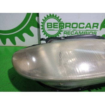 Recambio de faro derecho para citroën xsara berlina 1.9 d sx referencia OEM IAM 9623801880 / 6205R5  