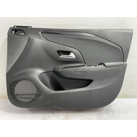 Recambio de guarnecido puerta delantera derecha para opel corsa f edition referencia OEM IAM 9832638480  