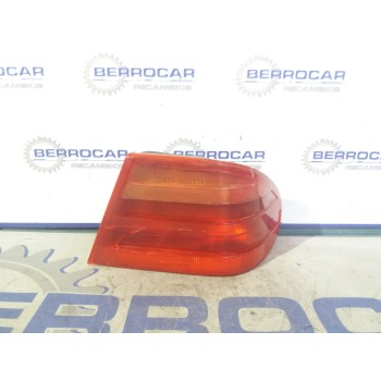 PILOTO TRASERO DERECHO A2108200264 