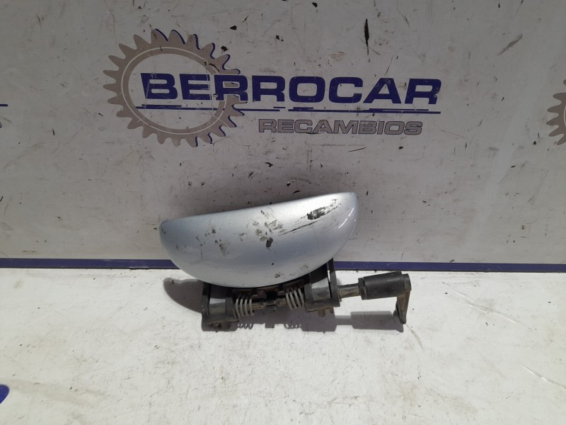 Recambio de maneta exterior trasera izquierda para peugeot 206 berlina 1.9 diesel referencia OEM IAM 9143 A4  