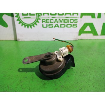 Recambio de claxon para citroën xsara berlina 1.9 d sx referencia OEM IAM E9011157  