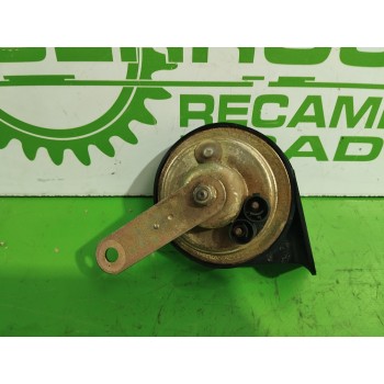 Recambio de claxon para citroën evasion 1.9 turbodiesel referencia OEM IAM E335717  