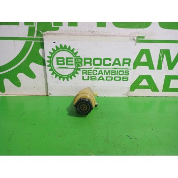 Recambio de deposito servo para ford focus berlina (cak) trend referencia OEM IAM 98AG3R700  