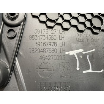 Recambio de guarnecido puerta trasera izquierda para opel corsa f edition referencia OEM IAM 9834734380  