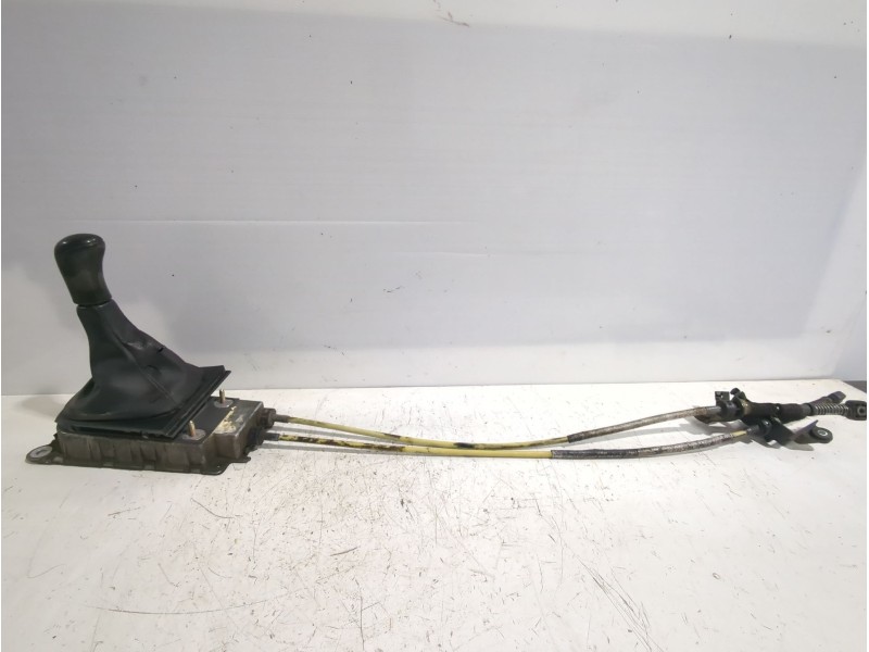 Recambio de palanca cambio para skoda octavia i (1u2) 1.9 tdi referencia OEM IAM 1J0711061C/1J0711112B  