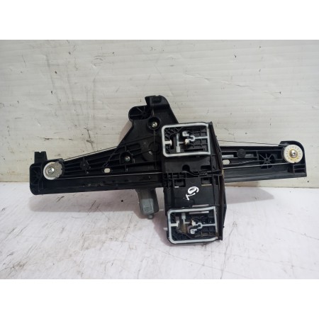 Recambio de elevalunas trasero derecho para opel corsa f edition referencia OEM IAM 9829045280  