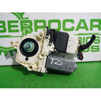 MOTOR ELEVALUNAS TRASERO DERECHO 1K0959704F 
