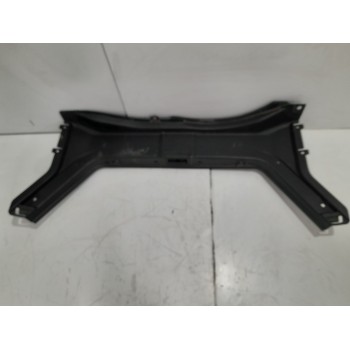 Recambio de molduras traseras para mercedes-benz clase c (w203) berlina 2.2 cdi cat referencia OEM IAM A2036900525  