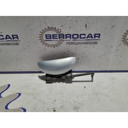 Recambio de maneta exterior delantera izquierda para peugeot 206 berlina 1.9 diesel referencia OEM IAM 9143 A4  
