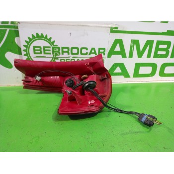 Recambio de piloto trasero derecho para citroën c4 berlina 1.6 16v hdi referencia OEM IAM 9655863980  