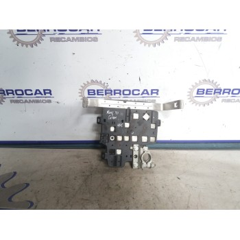 Recambio de caja reles / fusibles para renault kangoo 1.5 dci diesel fap referencia OEM IAM 241363873R  