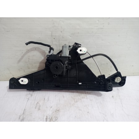 Recambio de elevalunas delantero izquierdo para opel corsa f edition referencia OEM IAM 9829043780  