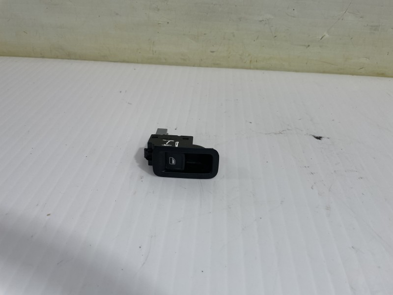 Recambio de mando elevalunas trasero izquierdo para volkswagen polo (6c1) advance bluemotion referencia OEM IAM 6R0867255H  