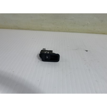 Recambio de mando elevalunas trasero izquierdo para volkswagen polo (6c1) advance bluemotion referencia OEM IAM 6R0867255H  