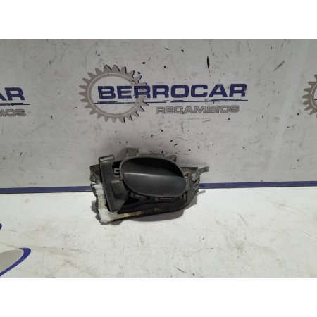 Recambio de maneta interior trasera izquierda para peugeot 206 berlina 1.9 diesel referencia OEM IAM 9143 A4  