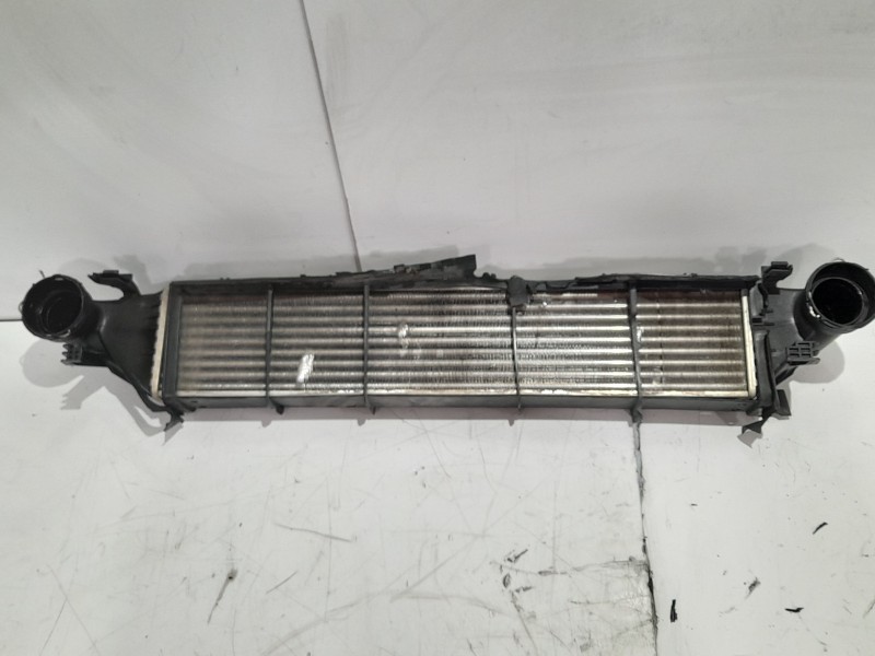 Recambio de intercooler para mercedes-benz clase c (w203) berlina 2.2 cdi cat referencia OEM IAM A2035000000  