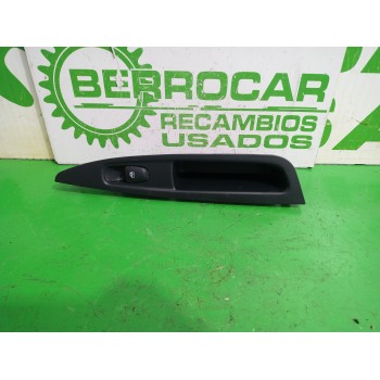 MANDO ELEVALUNAS TRASERO IZQUIERDO 829614EA0AX 