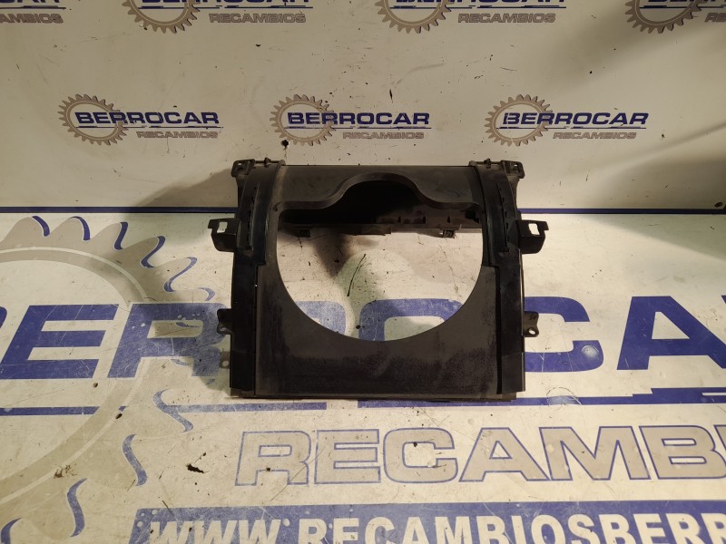 Recambio de recubrimiento columna direccion para land rover discovery referencia OEM IAM   