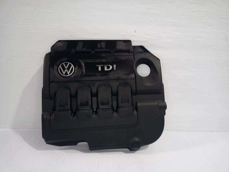 Recambio de cubierta motor para volkswagen touran (5t1) advance bmt referencia OEM IAM 04L103925Q  