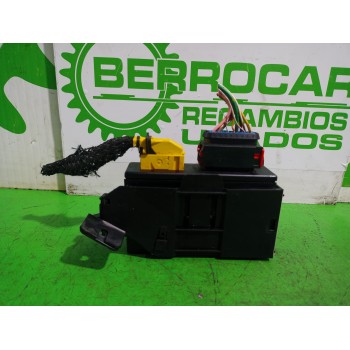 Recambio de centralita cierre para citroën xsara berlina 1.9 d sx referencia OEM IAM 9633523680  