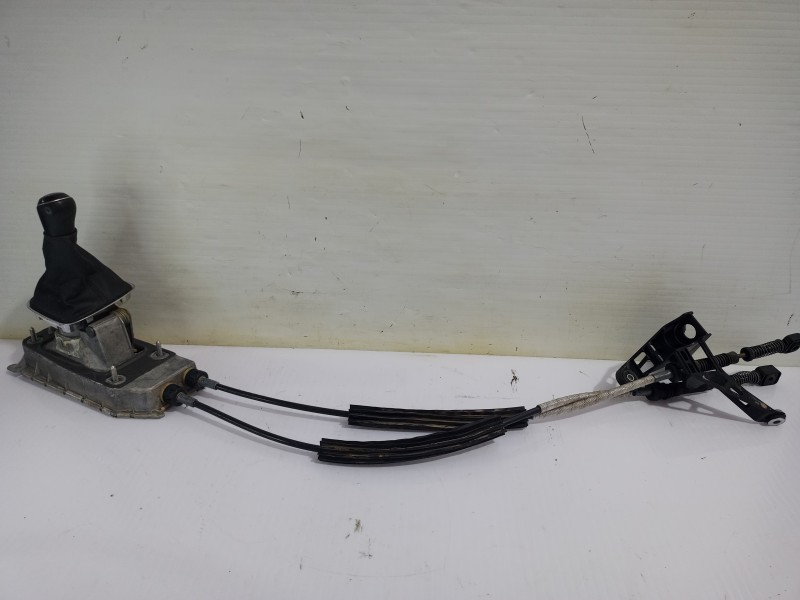 Recambio de palanca cambio para volkswagen polo (6c1) advance bluemotion referencia OEM IAM 6C0711049B  