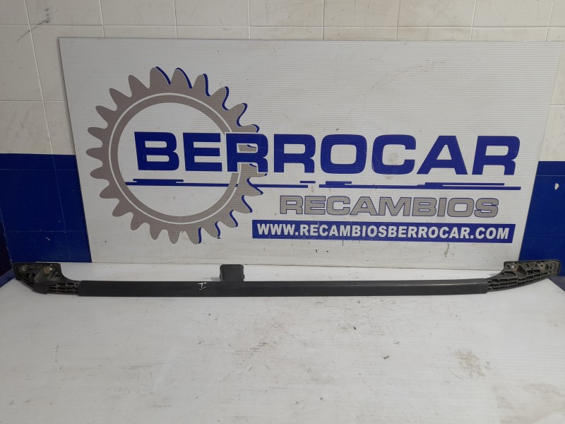 Recambio de barra techo para hyundai santa fe (sm) 2.0 crdi cat referencia OEM IAM 8727126000  