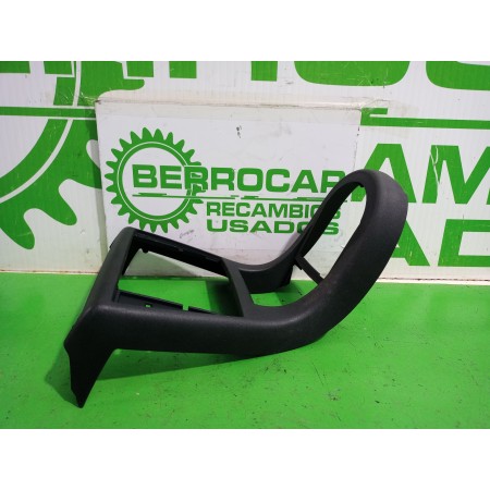 Recambio de moldura para citroën c4 berlina 1.6 16v hdi referencia OEM IAM 9646338777  