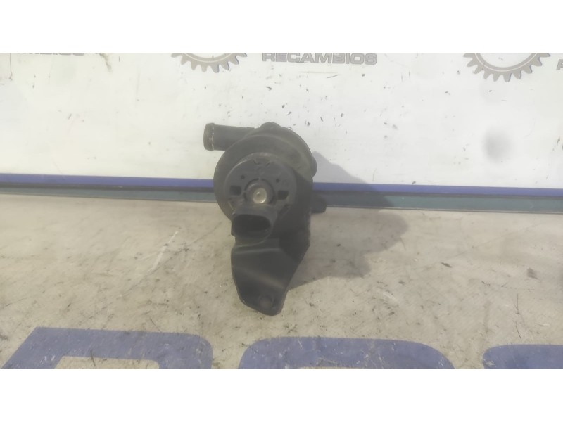Recambio de bomba agua para seat alhambra (7v9) 2.0 tdi referencia OEM IAM 035959209  