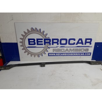 Recambio de barra techo para hyundai santa fe (sm) 2.0 crdi cat referencia OEM IAM 8727126000  