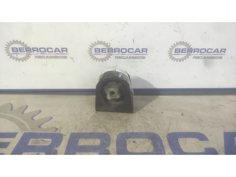 Recambio de soporte motor para toyota avensis berlina (t25) 1.8 16v cat referencia OEM IAM 1237264210  